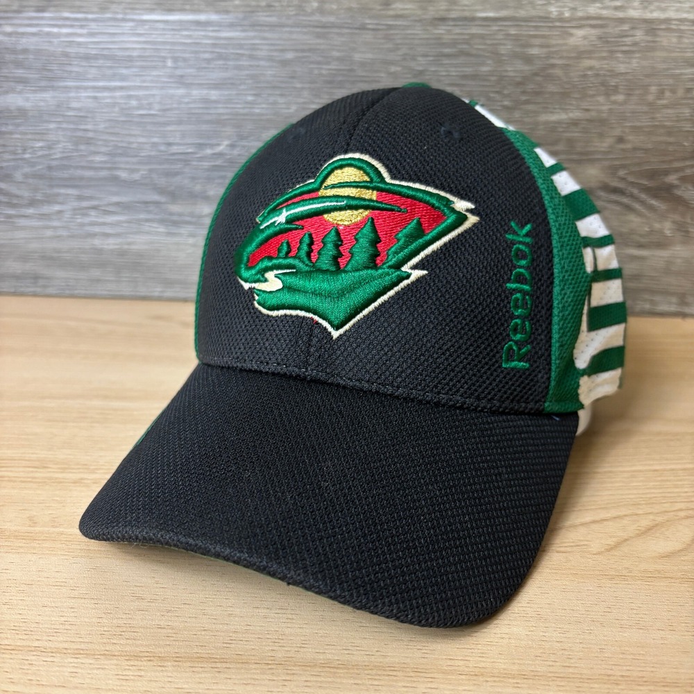 Minnesota Wild Hat Cap Fitted S/M Black Green Reebok Center Ice NHL Hockey